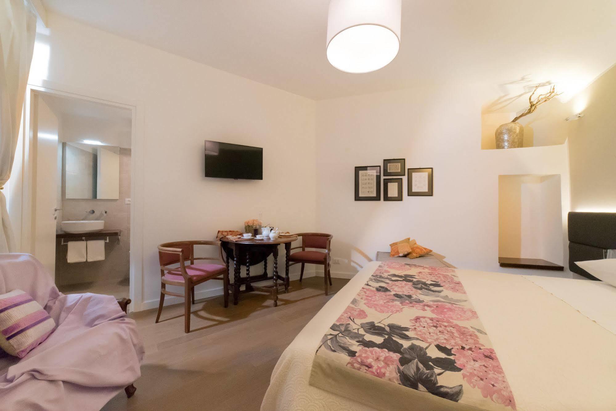 로마 어프론도 리페타 B&B 외부 사진