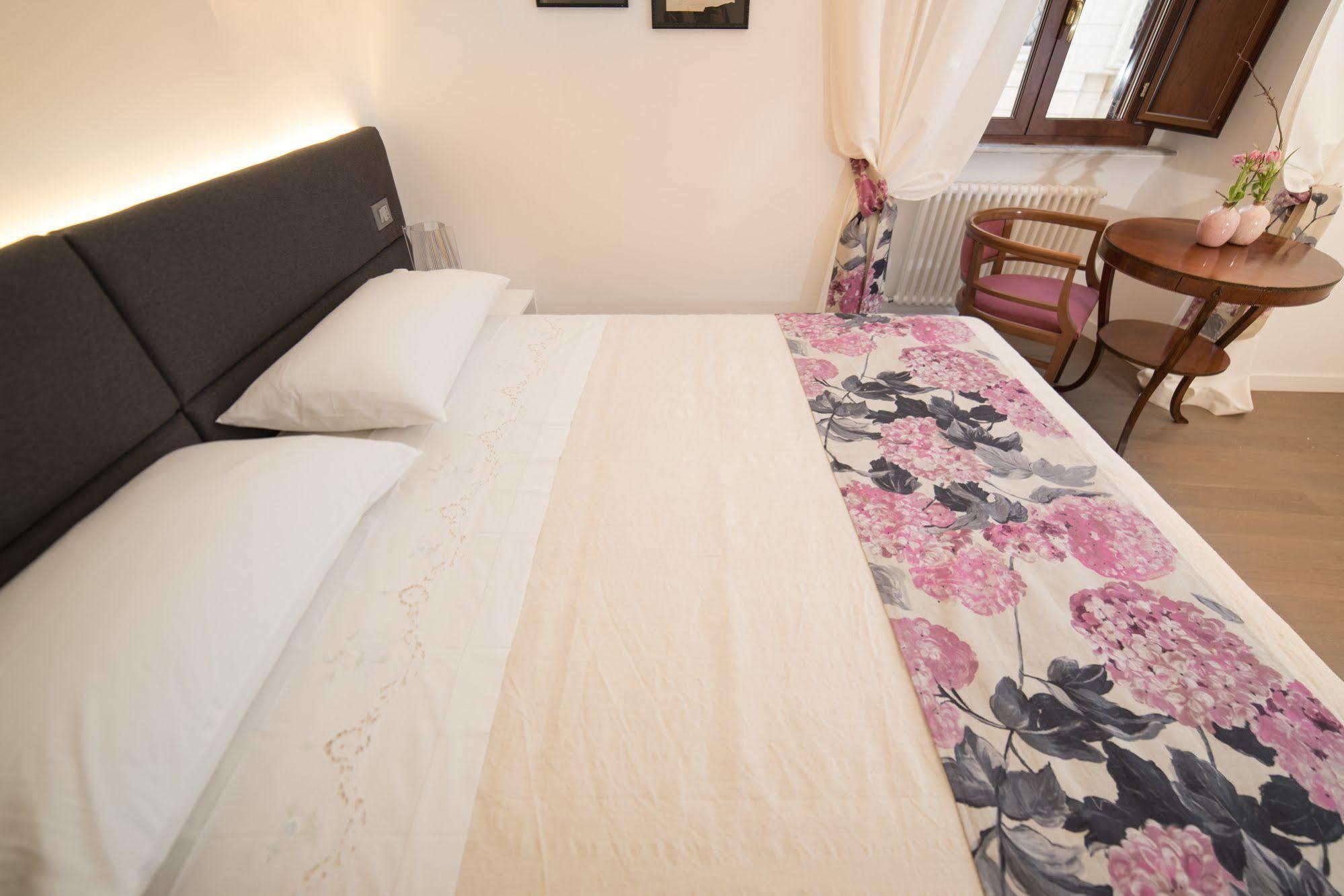 로마 어프론도 리페타 B&B 외부 사진